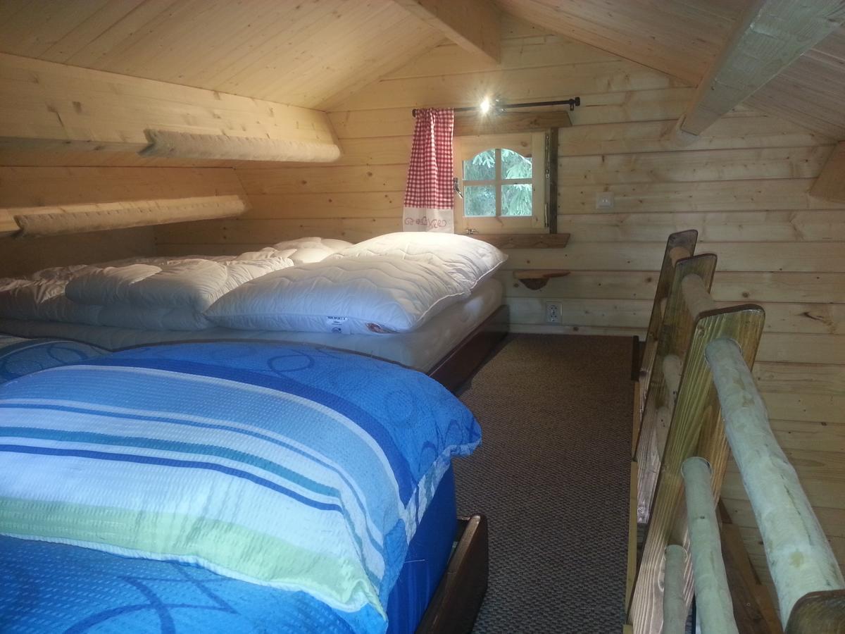 Holzhaus Waldwichtel Am Wald Und See نيوروبين المظهر الخارجي الصورة